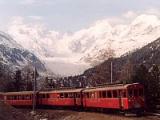 Bernina Express in der Monte Bello Kurve