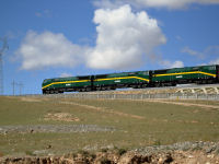 Güterzuglokomotiven im tibetischen Hochland