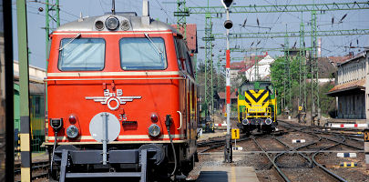 Lokomotiven aus Österreich und Ungarn treffen sich